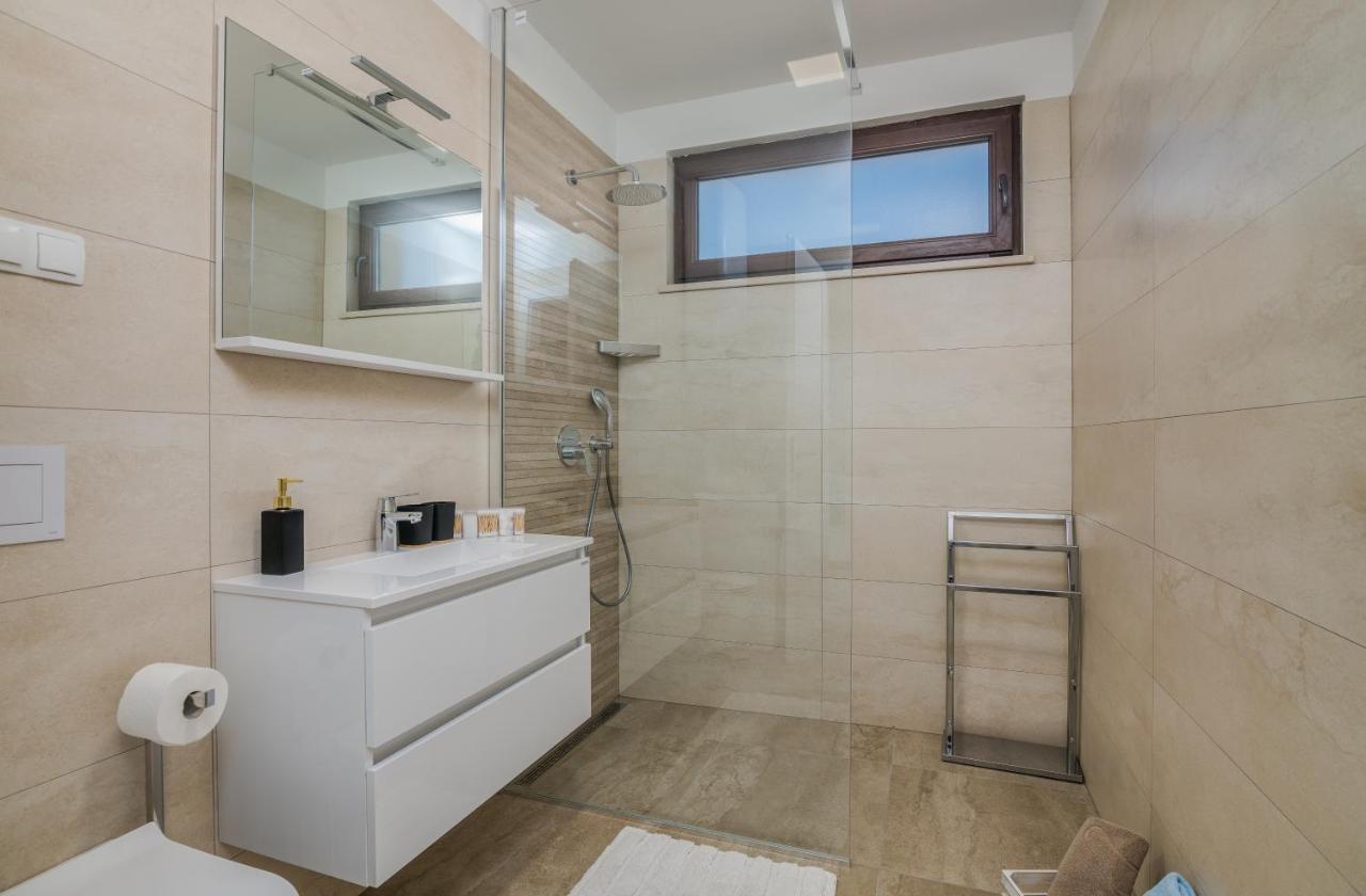 Apartments Sunrise Krk Krk Town Exterior photo